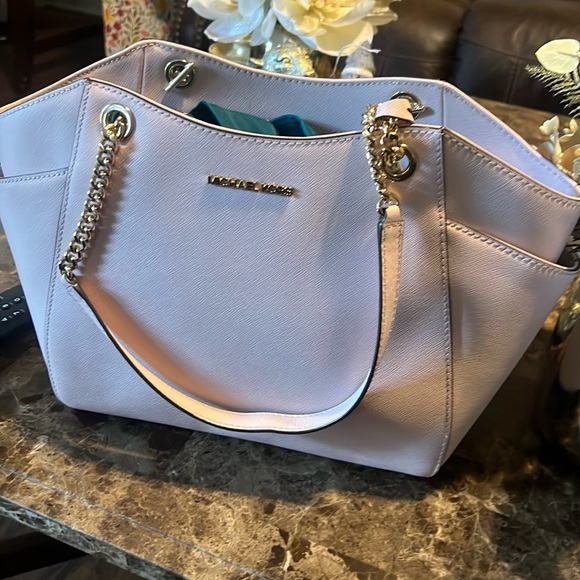 Michael Kors Handbags - Mk 🤩